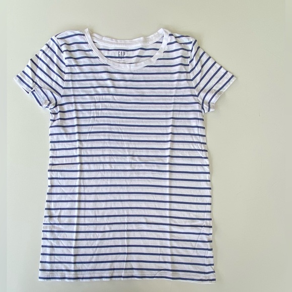 GAP Favorite Crew Neck T-Shirt, Stripe Shirt Size: XS - Picture 1 of 7